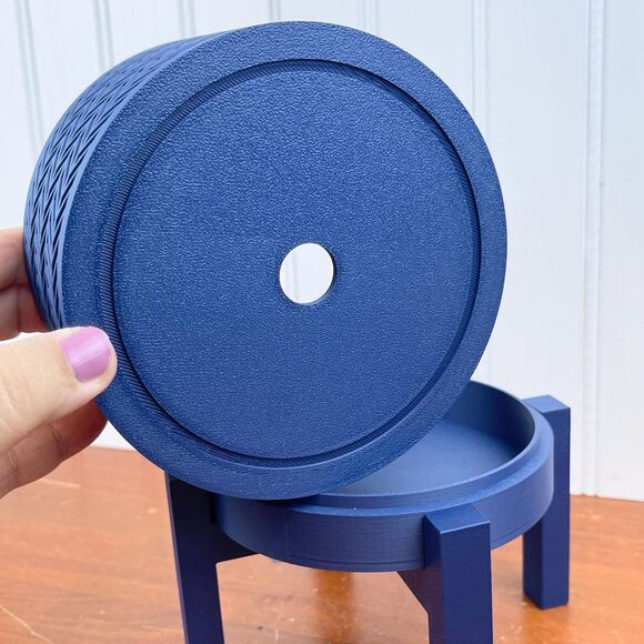 The Quen Modern Indoor Planter Pot, Drainage Hole and Stand, Succulent Cactus - Picture 5 of 9